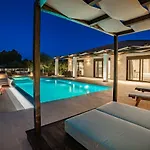 Porto Vasilikos Villas